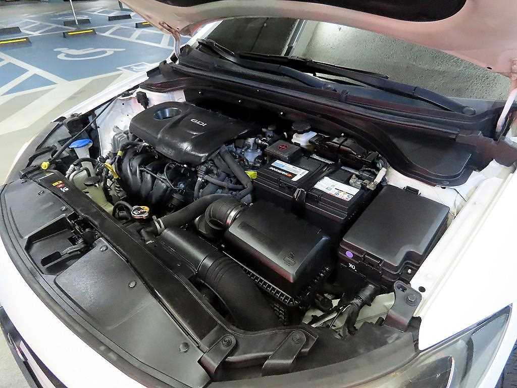 HYUNDAI Avante 2016 Blanco - Importación desde Corea - HF Imports Iquique - Foto 18