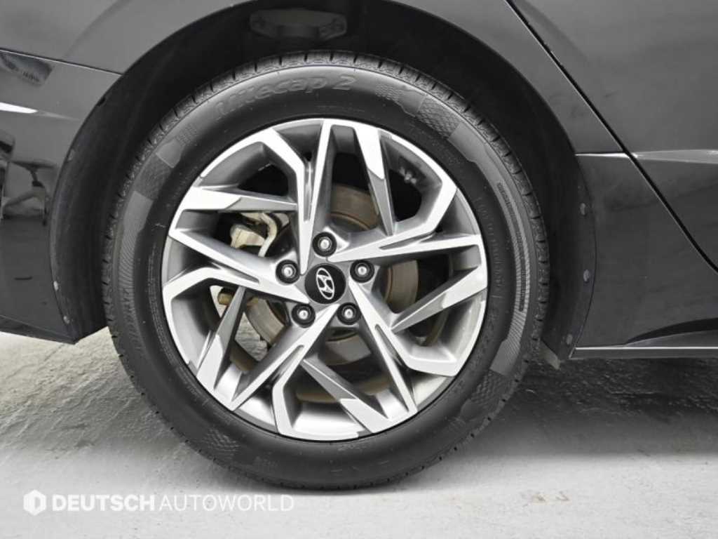 HYUNDAI Sonata - Vista 5