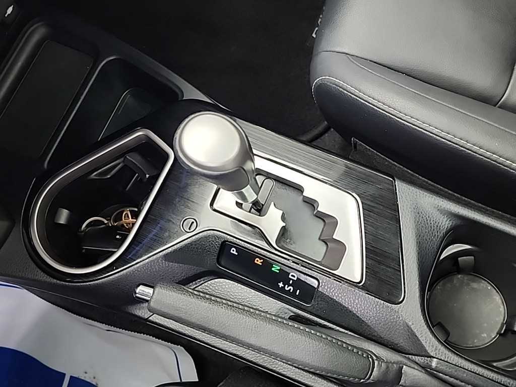 Toyota RAV4 - Vista 8