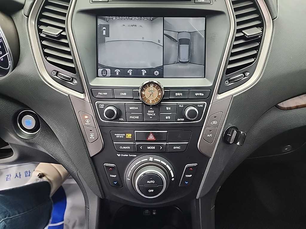 HYUNDAI Santa Fe - Vista 10