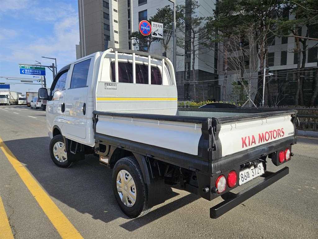 Small Truck Cargo (small) - Vista 8