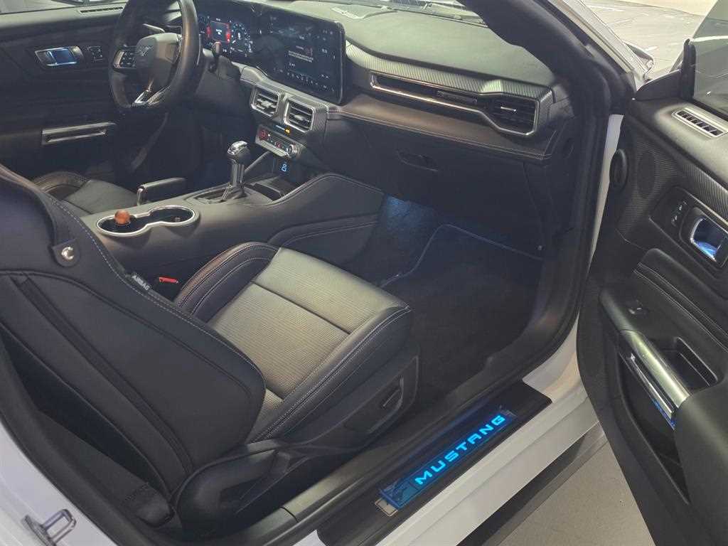 Ford Mustang 2024 Blanco - Importación desde Corea - HF Imports Iquique - Foto 17