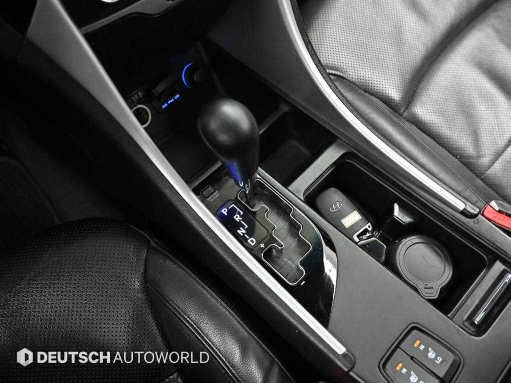 HYUNDAI Sonata - Vista 6