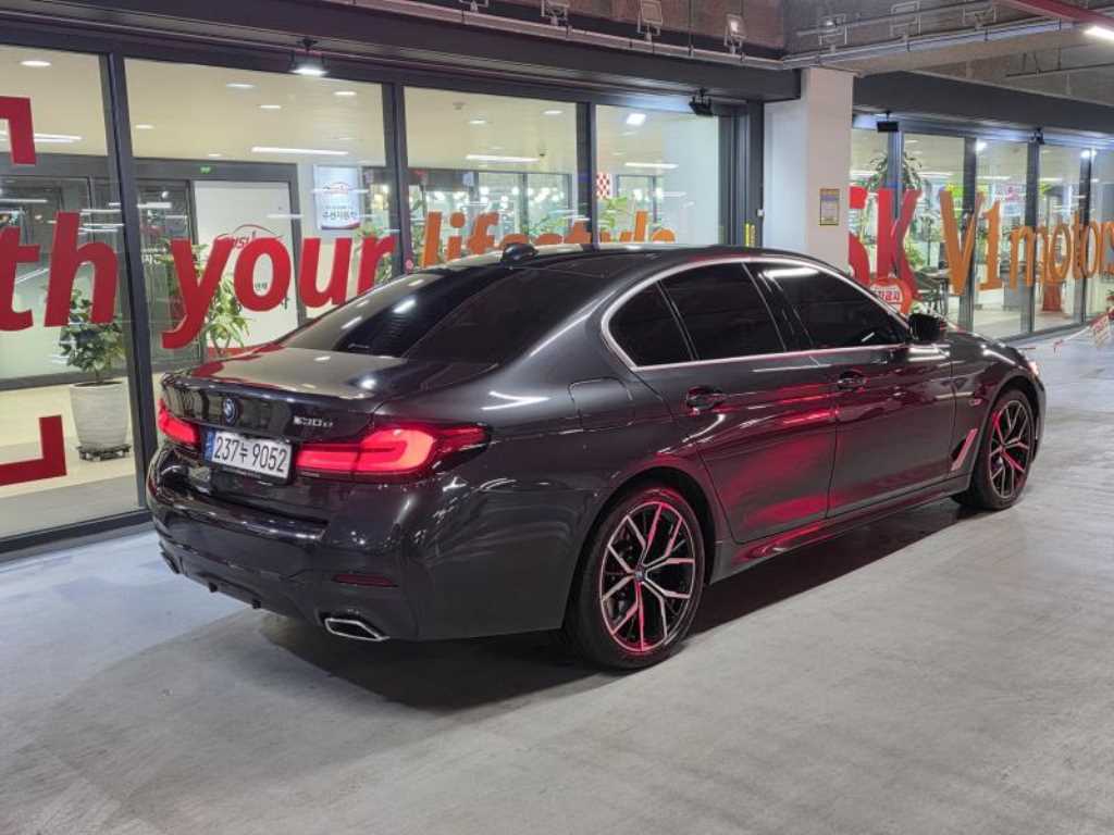 BMW 5 Series - Vista 4