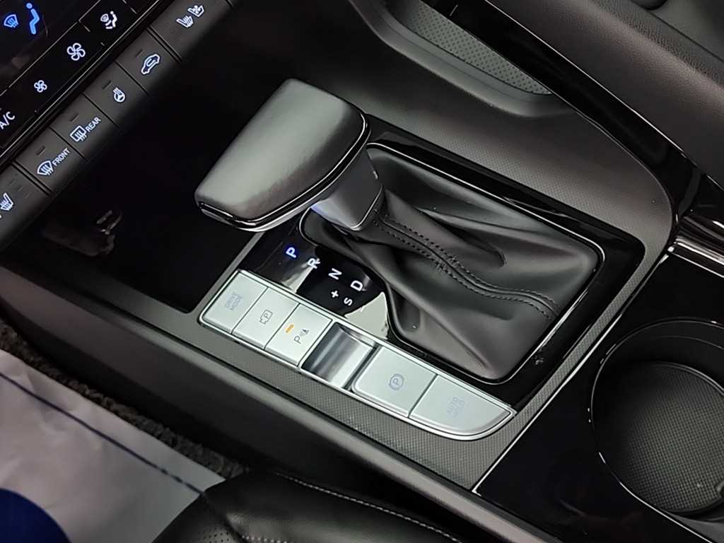 HYUNDAI Avante - Vista 8