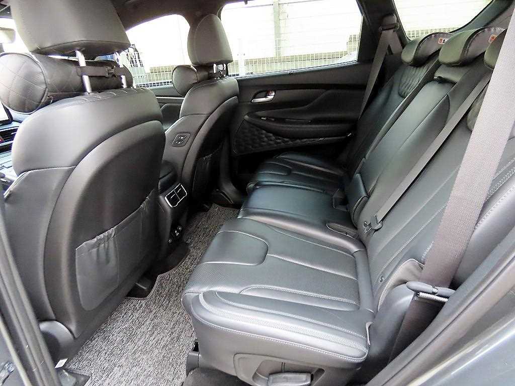 HYUNDAI Santa Fe - Vista 6