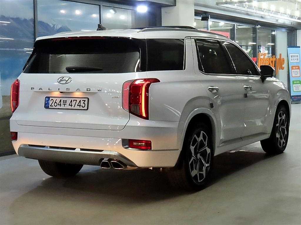 HYUNDAI Palisade - Vista 5