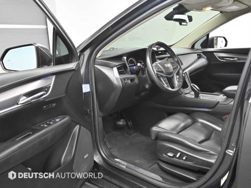 Cadillac XT5 - Vista 12