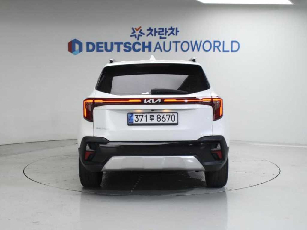 KIA Seltos - Vista 4