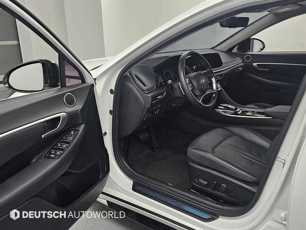 HYUNDAI Sonata - Vista 11