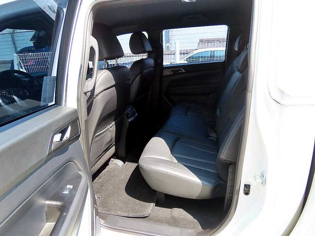 Ssangyong Rexton - Vista 6