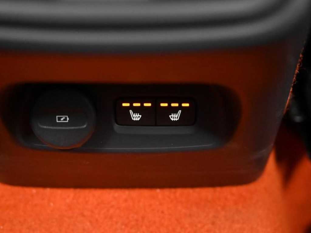 Volvo XC40 2021 Blanco - Importación desde Corea - HF Imports Iquique - Foto 16