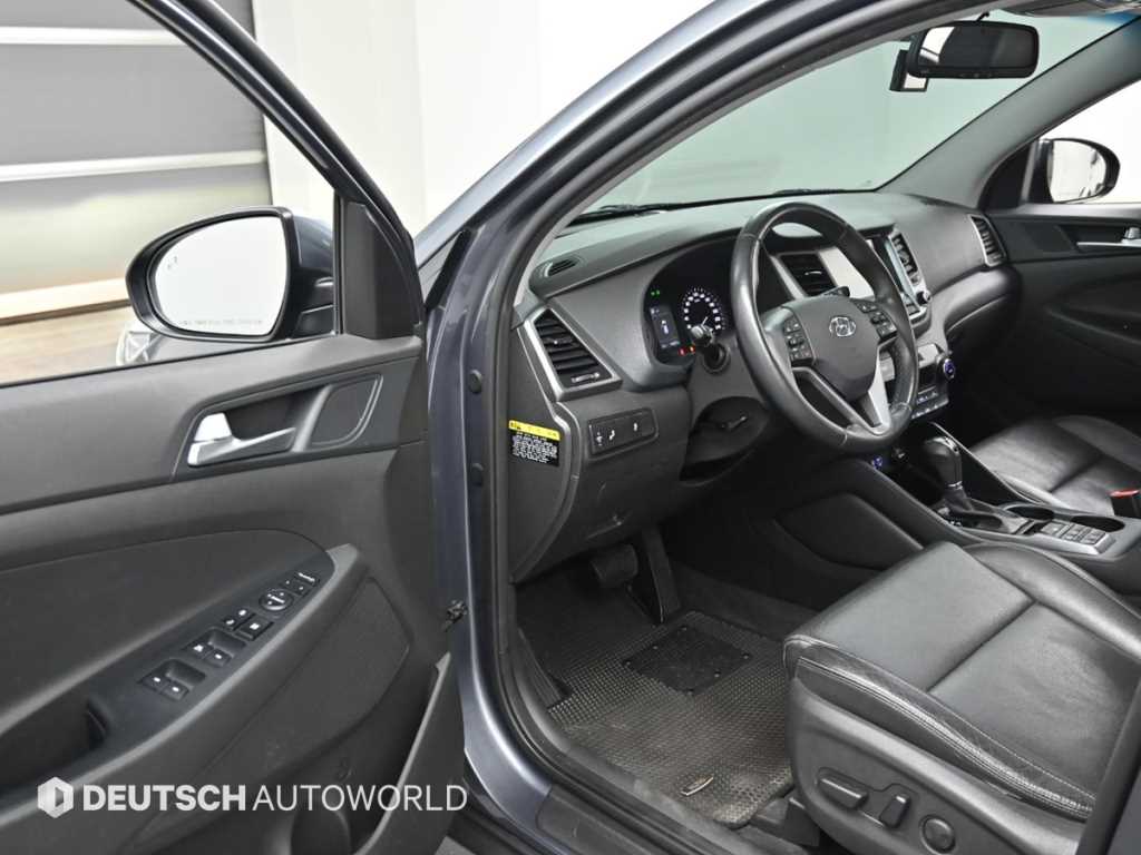 HYUNDAI Tucson - Vista 11