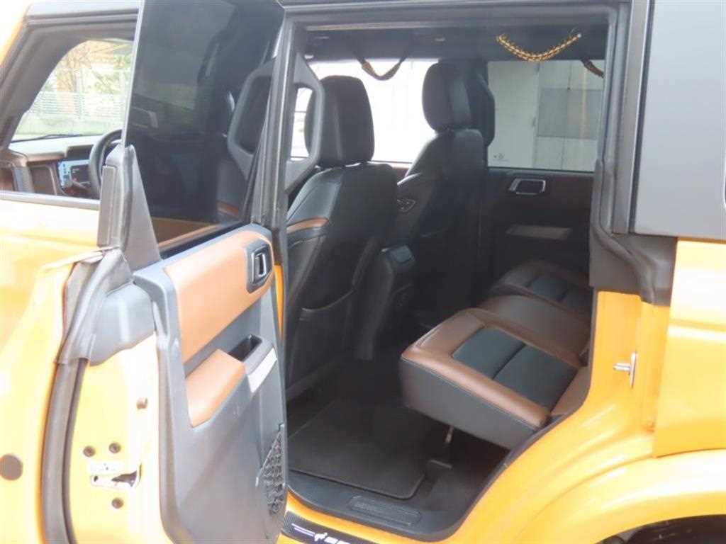 Ford Bronco 2022 Amarillo - Importación desde Corea - HF Imports Iquique - Foto 14