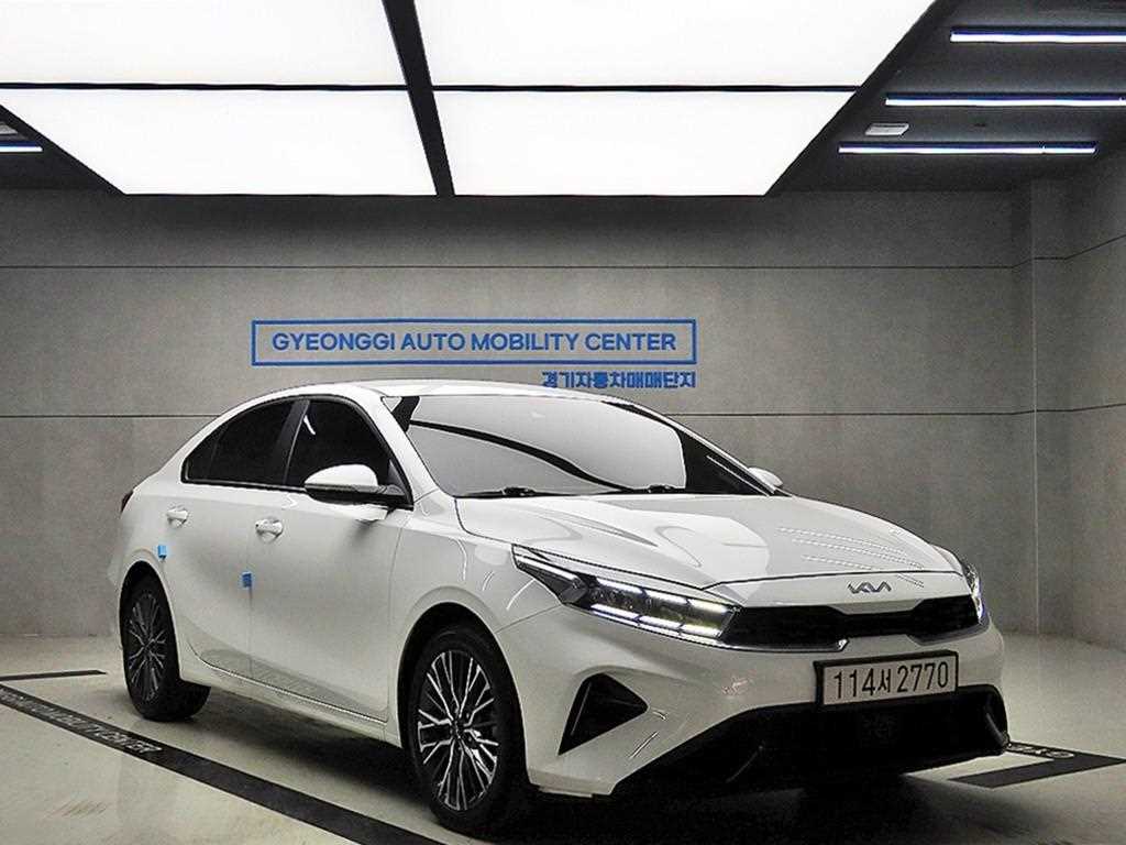 KIA K3 2022 Blanco - Importación desde Corea - HF Imports Iquique - Foto 1