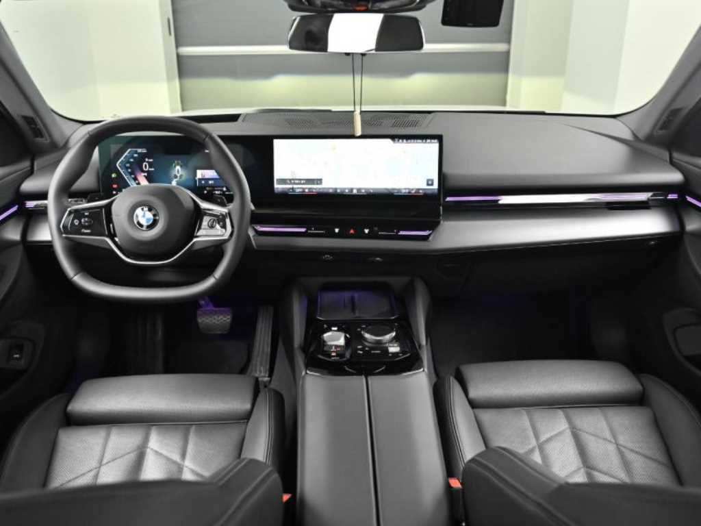 BMW 5 Series - Vista 7