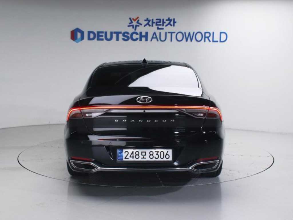 HYUNDAI Grandeur - Vista 4