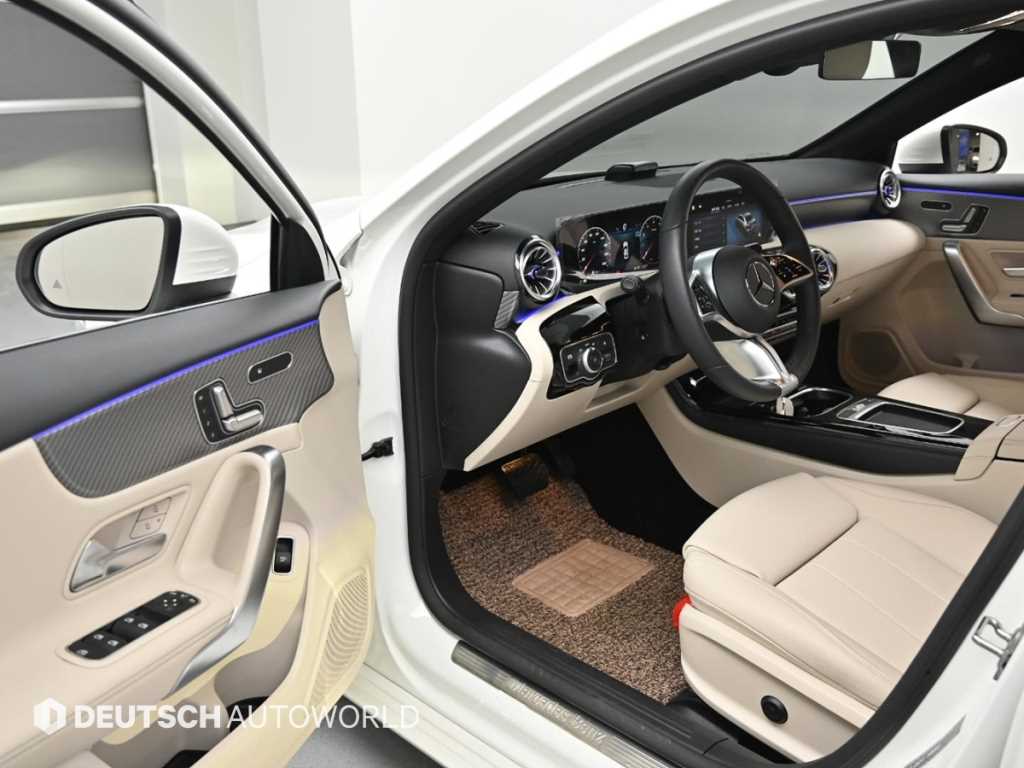 Mercedes Benz A Class - Vista 11