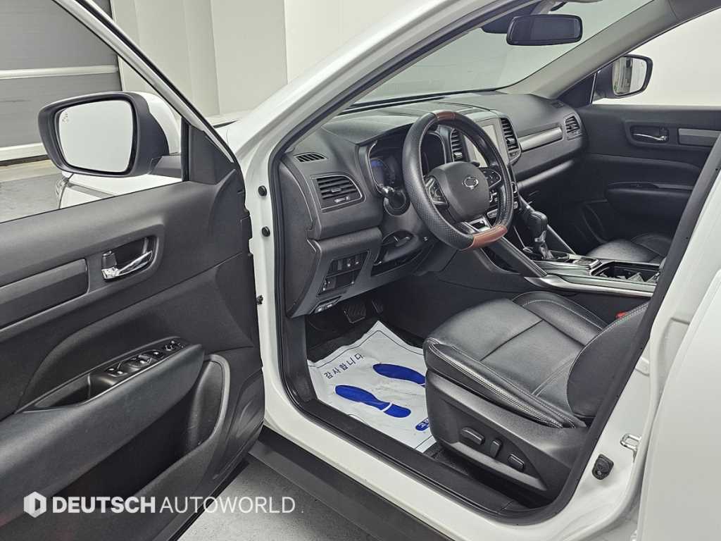 SAMSUNG QM6 - Vista 11