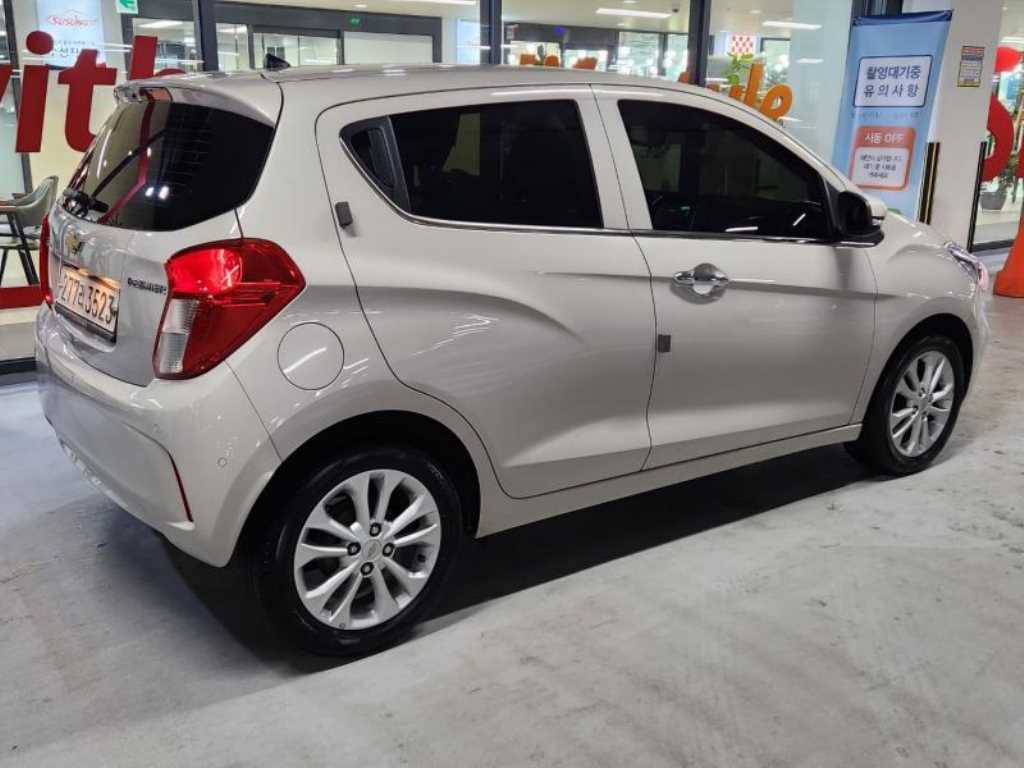 Chevrolet Spark - Vista 4