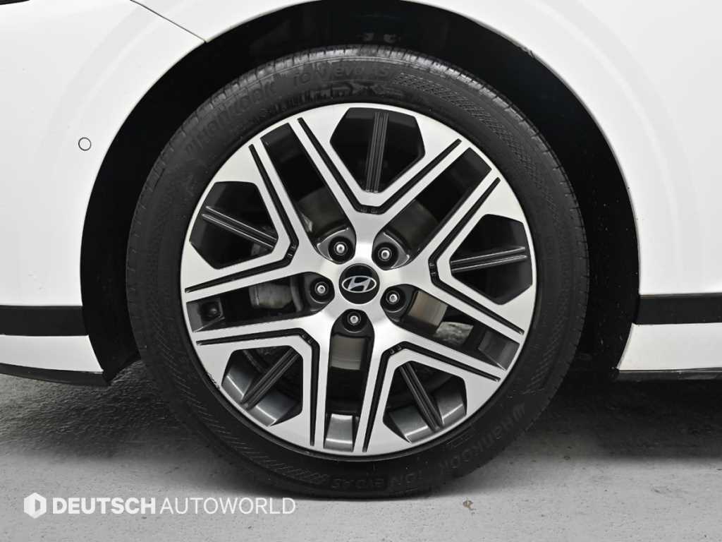 HYUNDAI Grandeur - Vista 5