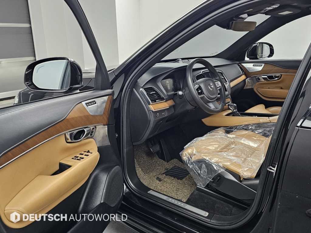 Volvo XC90 - Vista 11