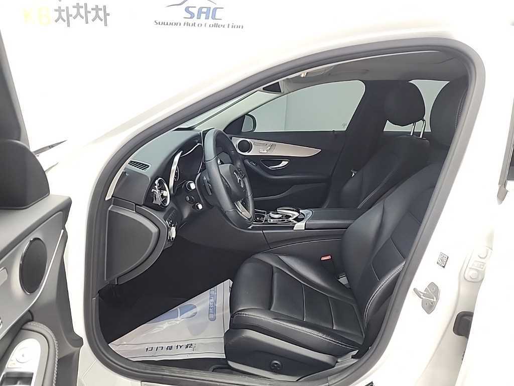 Mercedes Benz C Class - Vista 11