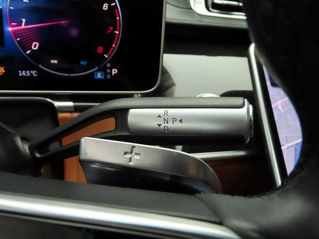 Mercedes Benz S Class - Vista 9