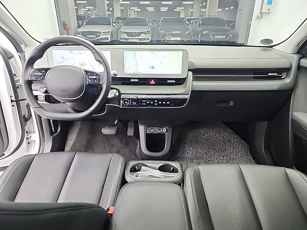 HYUNDAI Ioniq 5 - Vista 7