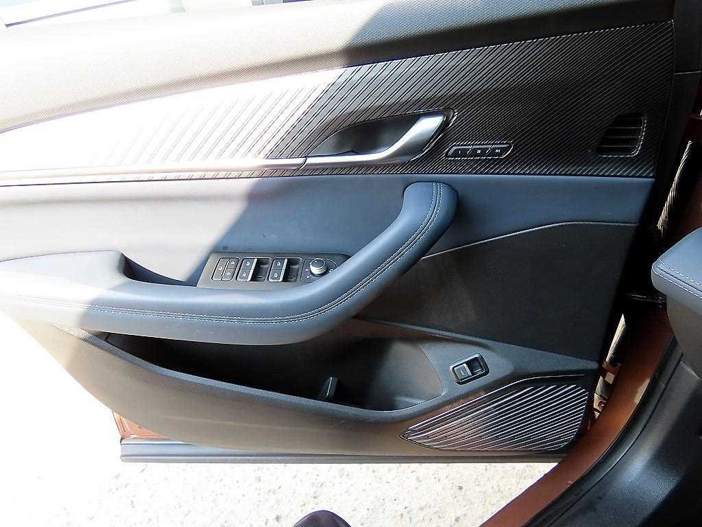 SAMSUNG Grand Koleos - Vista 11