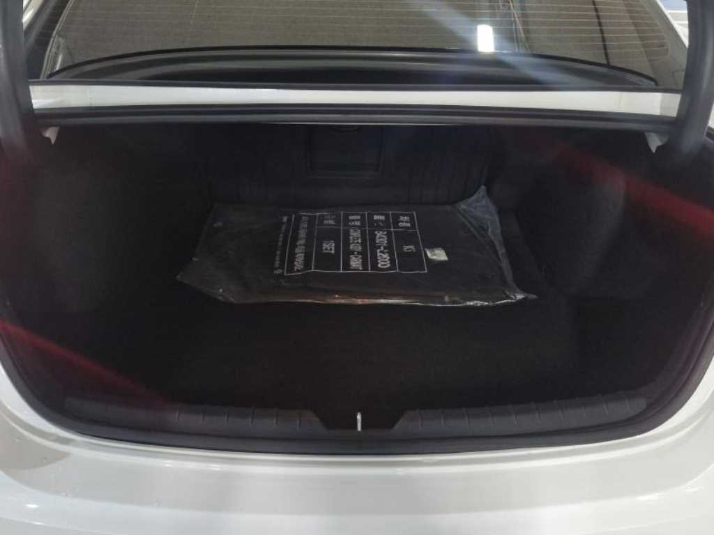 KIA K5 2023 Blanco - Importación desde Corea - HF Imports Iquique - Foto 18