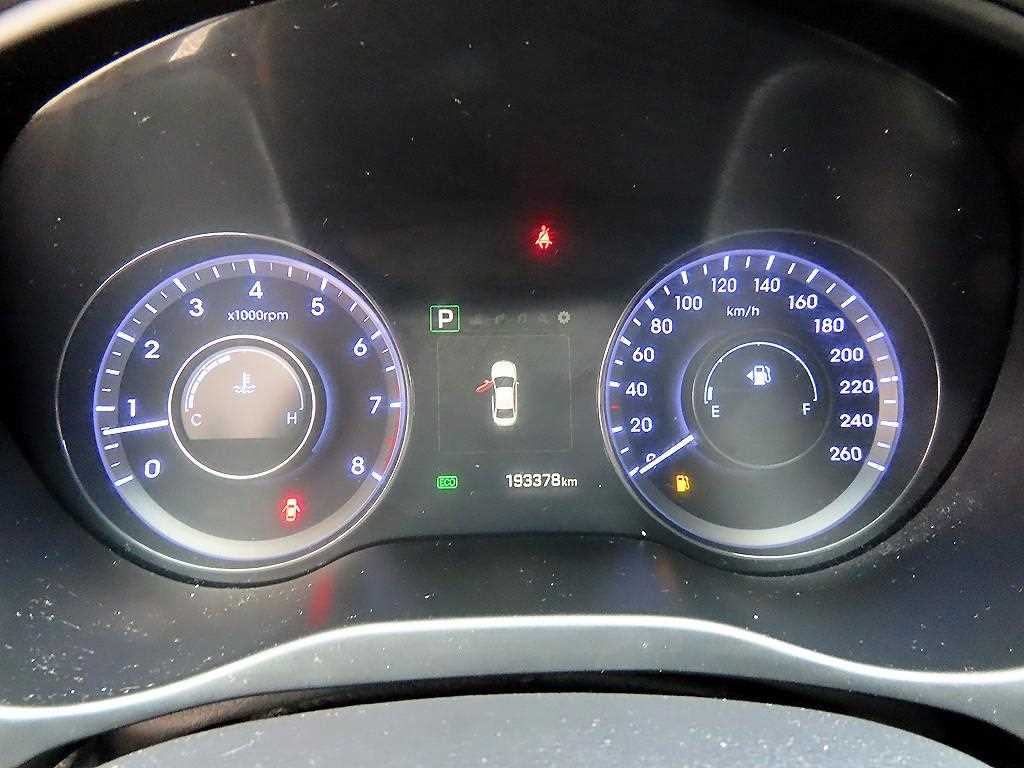 HYUNDAI Aslan - Vista 9