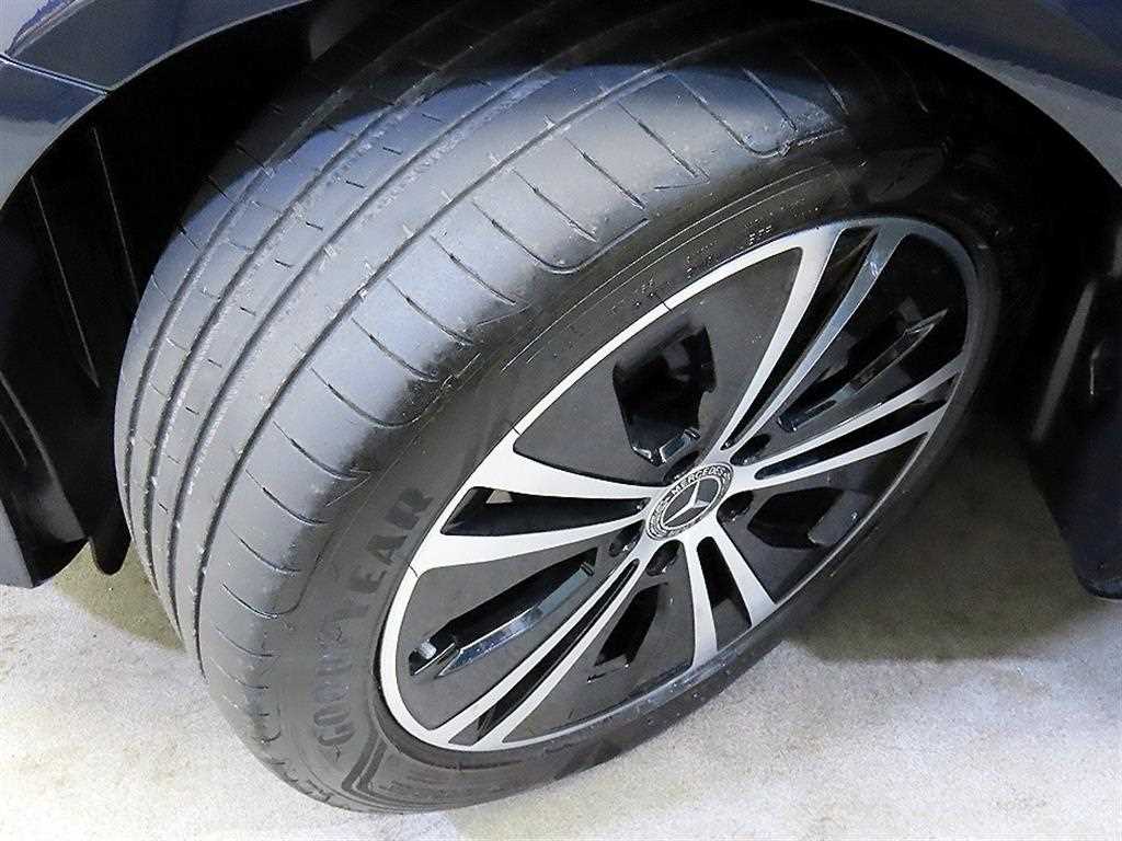 Mercedes Benz E class 2022 Negro - Importación desde Corea - HF Imports Iquique - Foto 20