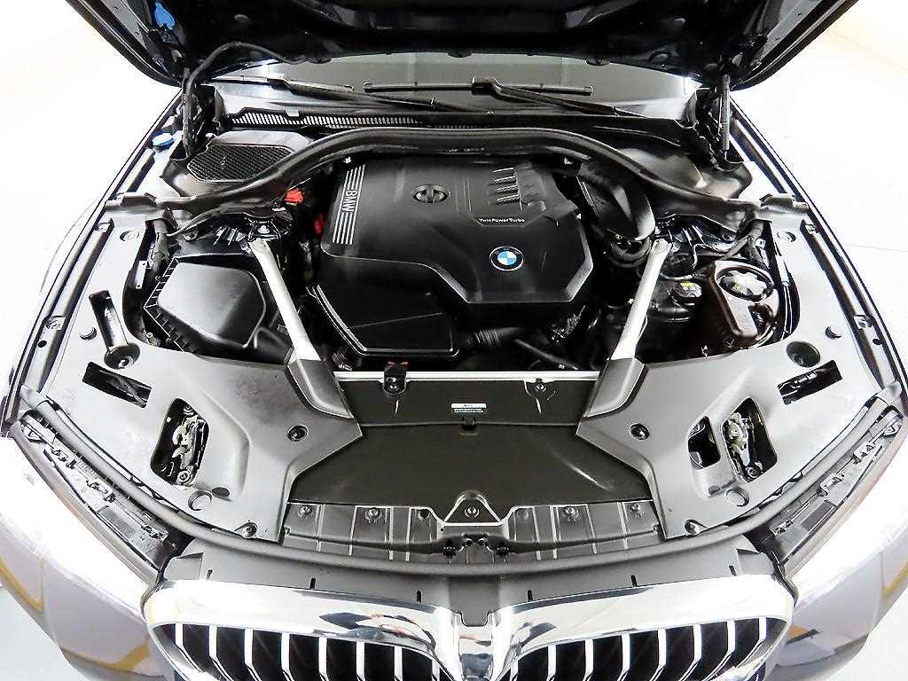 BMW 5 Series 2022 Azul - Importación desde Corea - HF Imports Iquique - Foto 19