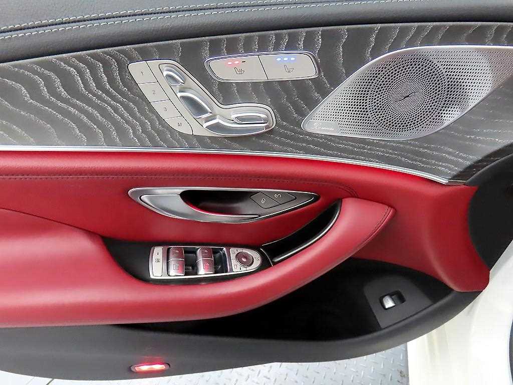 Mercedes Benz CLS Class - Vista 11