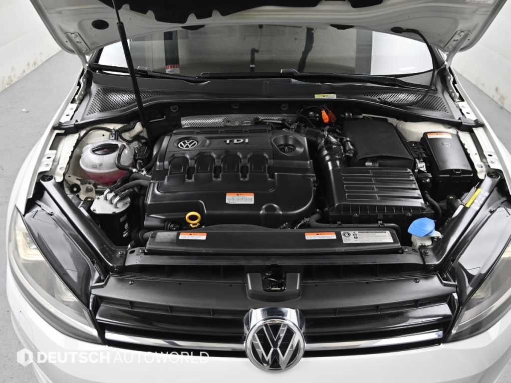 Volkswagen Golf - Vista 6