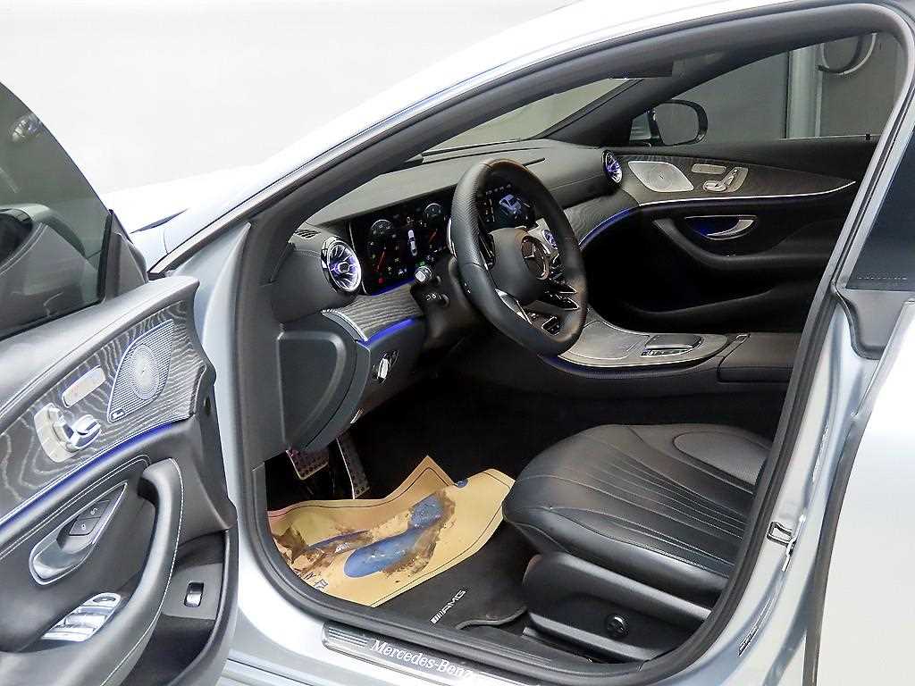 Mercedes Benz CLS Class - Vista 5