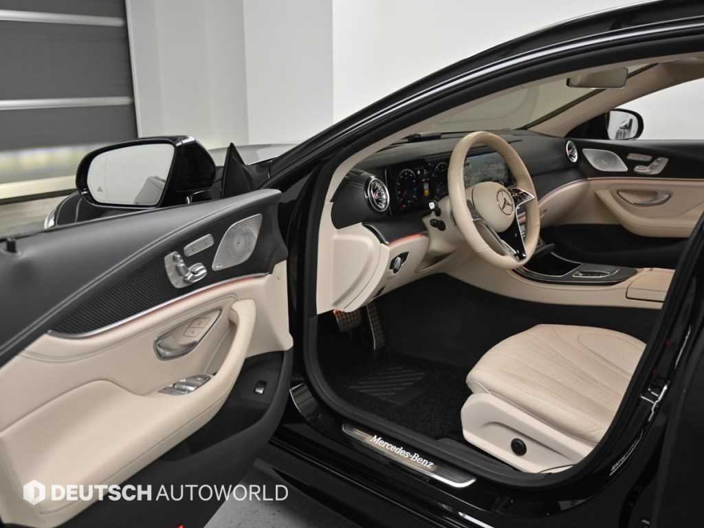 Mercedes Benz CLS Class - Vista 11