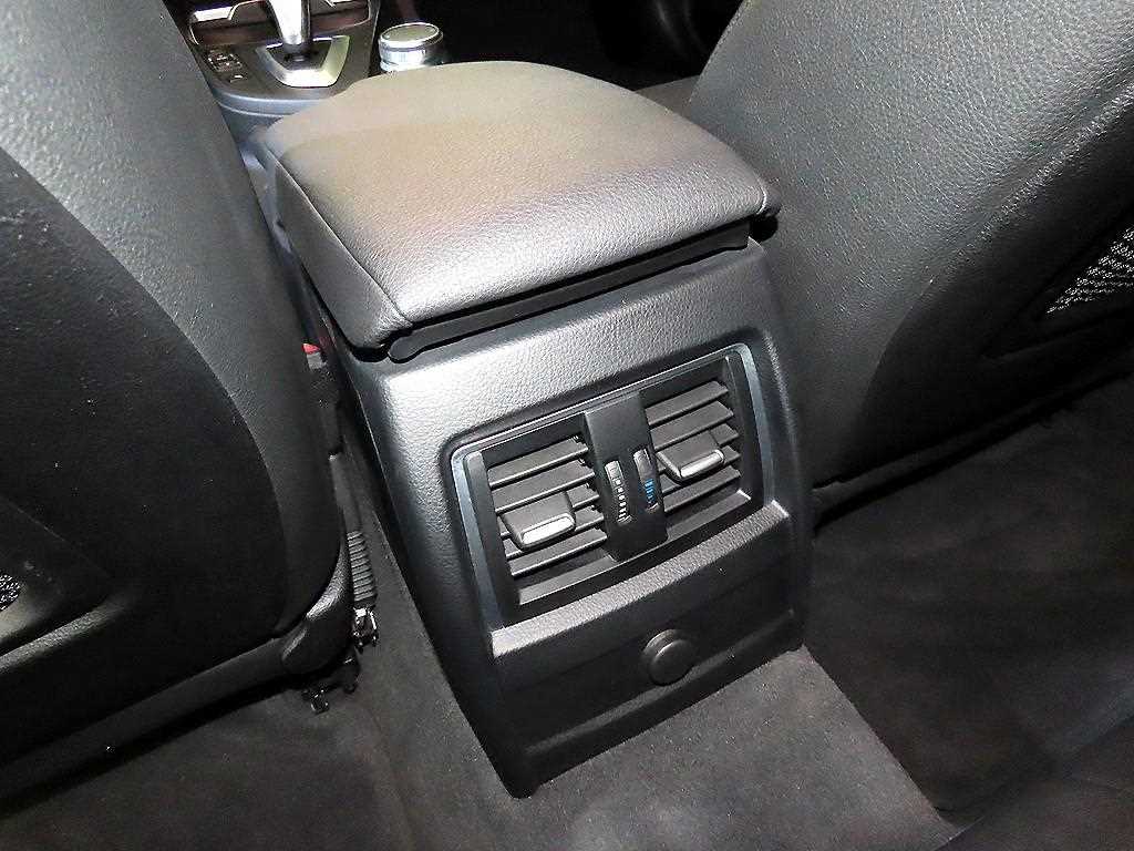 BMW 3 series 2018 Blanco - Importación desde Corea - HF Imports Iquique - Foto 16