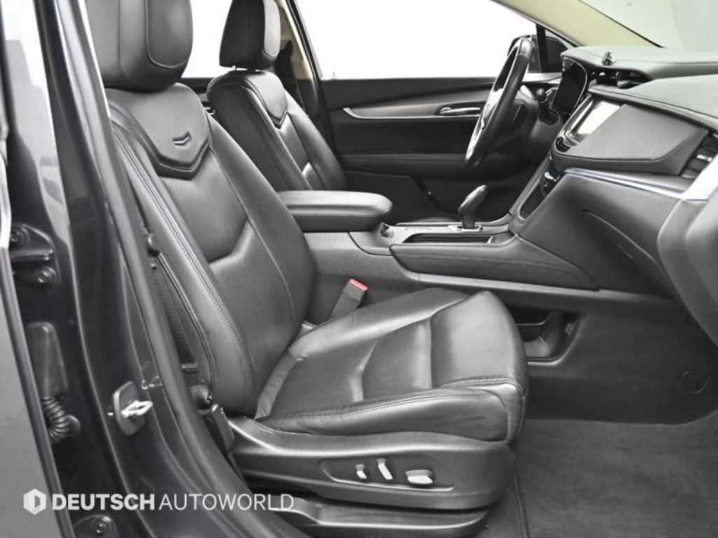 Cadillac XT5 - Vista 11