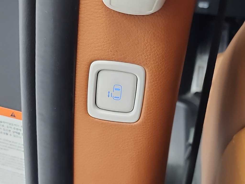 HYUNDAI Staria 2023 Negro - Importación desde Corea - HF Imports Iquique - Foto 15