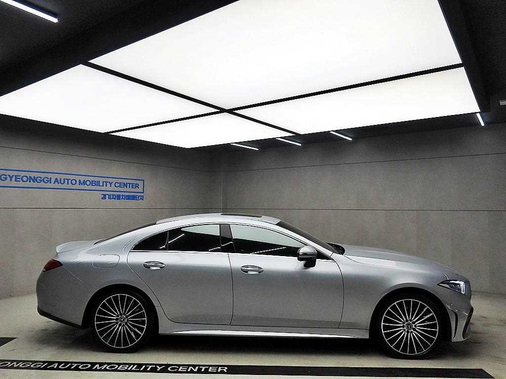 Mercedes Benz CLS Class - Vista 2