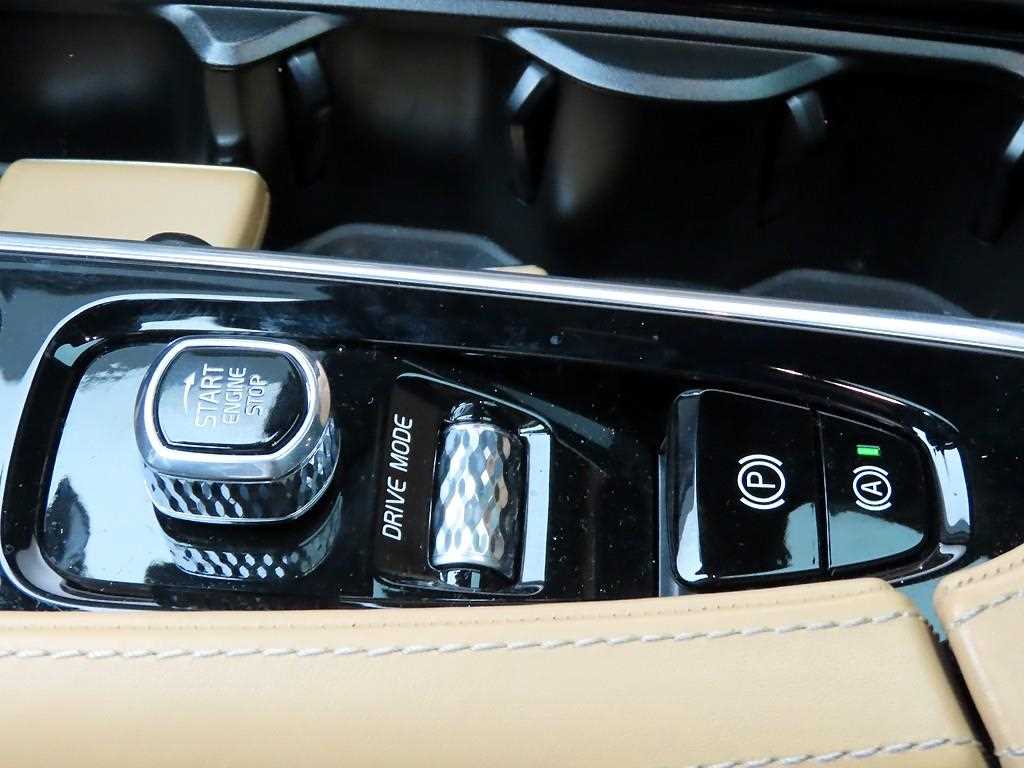 Volvo S90 - Vista 11