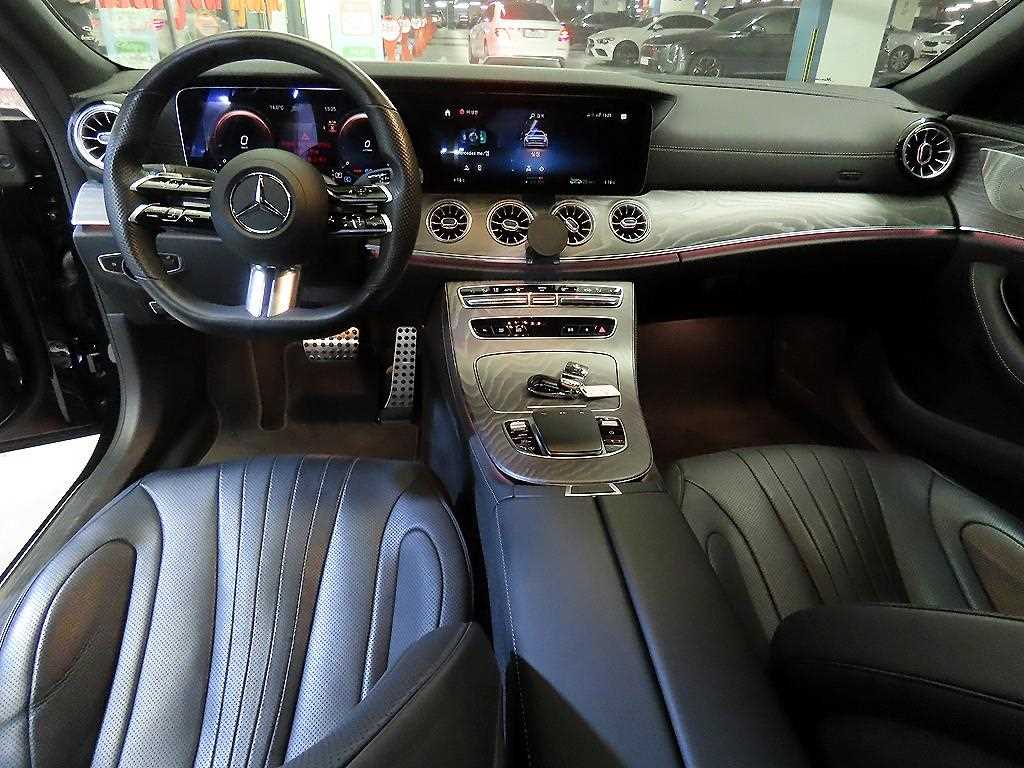 Mercedes Benz CLS Class - Vista 10