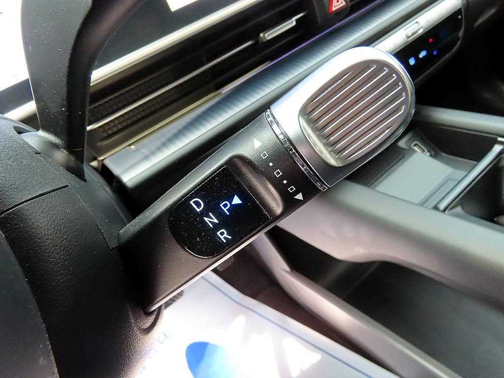 HYUNDAI Ioniq 6 - Vista 11