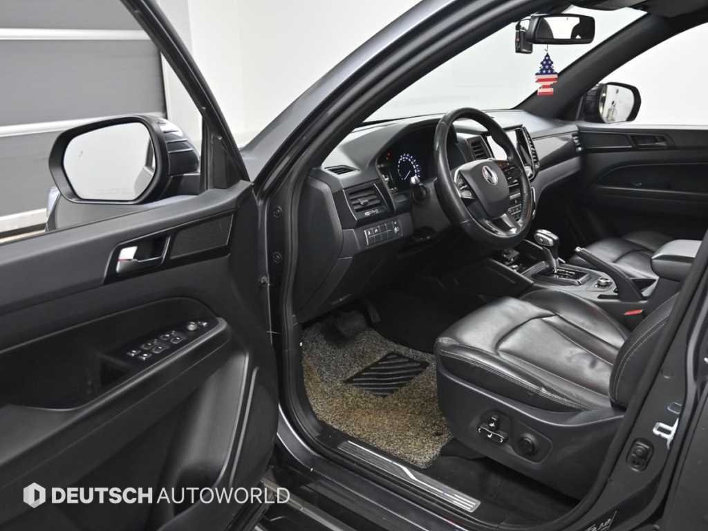 Ssangyong Rexton - Vista 11