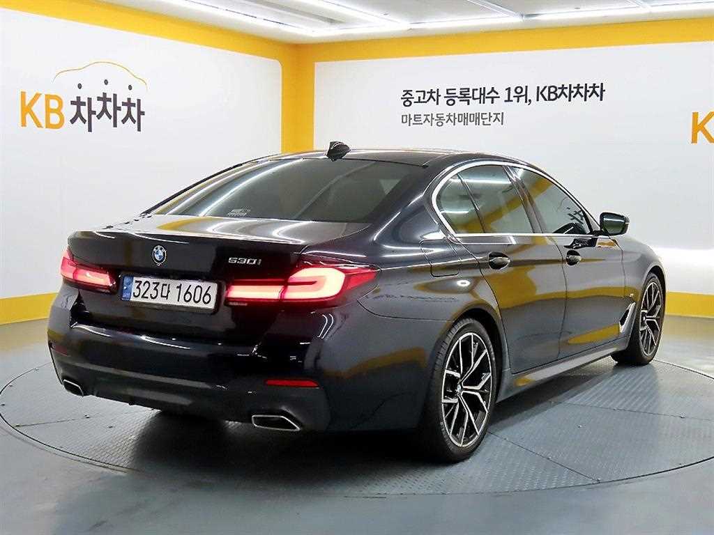 BMW 5 Series - Vista 4