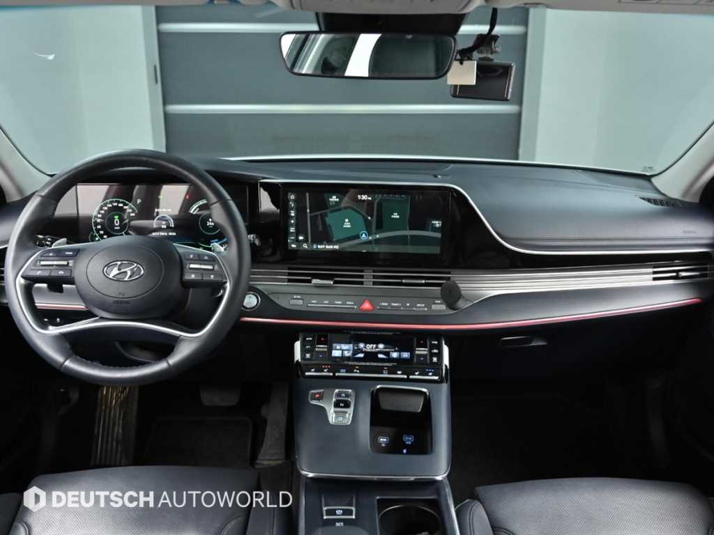 HYUNDAI Grandeur - Vista 7