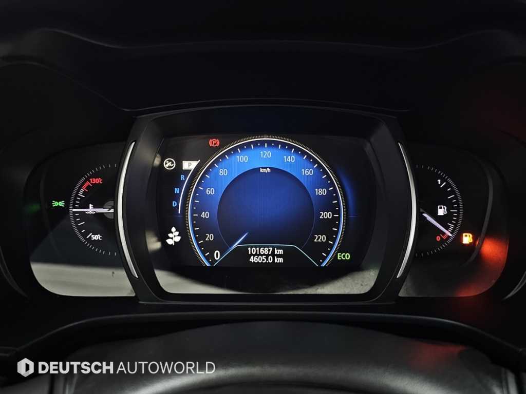 SAMSUNG QM6 - Vista 8