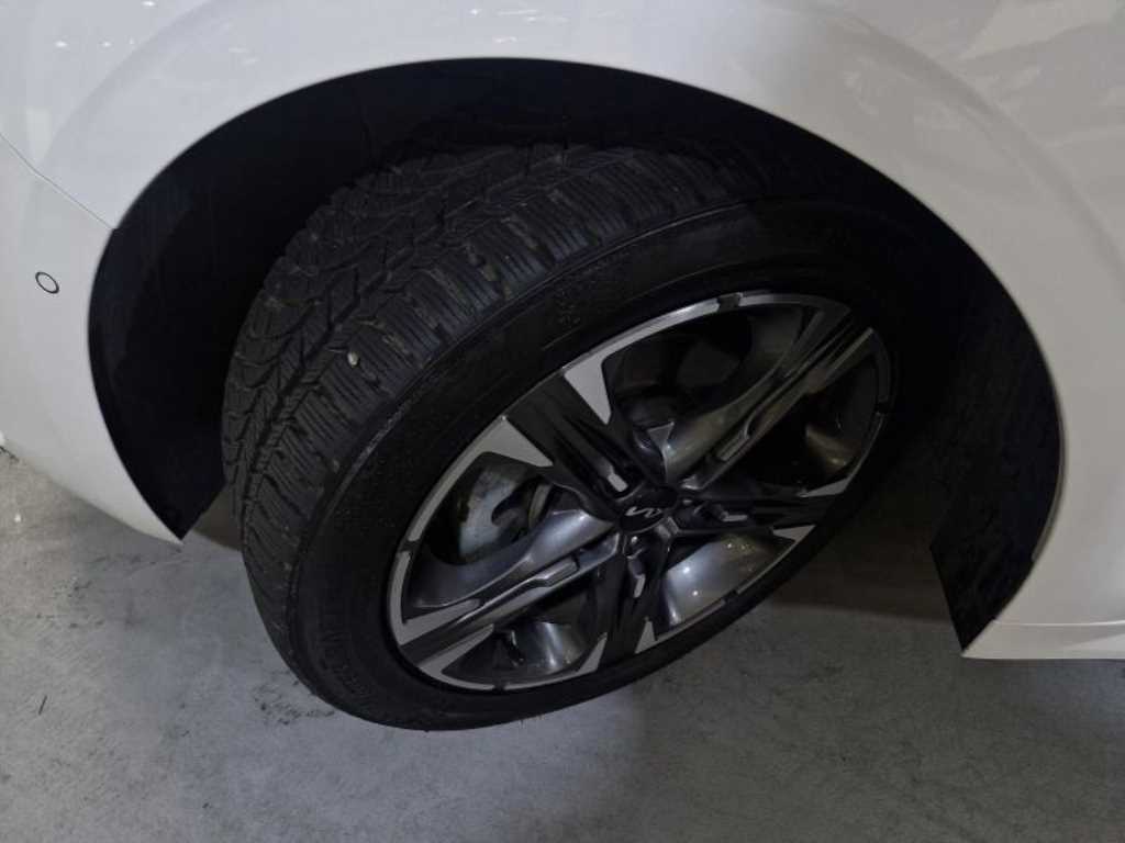 KIA K5 2023 Blanco - Importación desde Corea - HF Imports Iquique - Foto 20